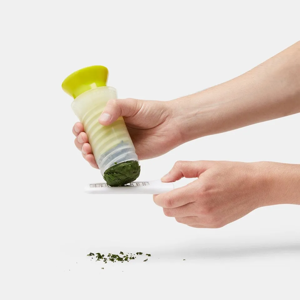 chef-n-herbcicle-contenitore-per-congelare-erbe-fresche image 1