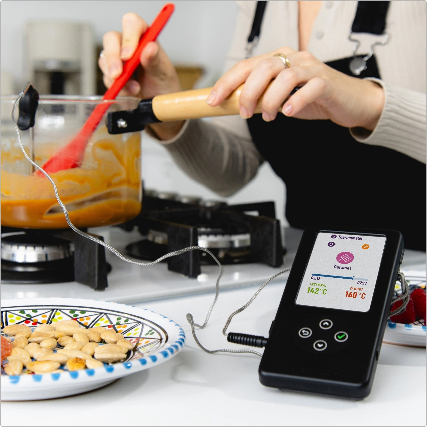 mastrad-m-classic-2-termometro-da-cucina-con-sonda-e-45-programmi-di-cottura-pre image 2